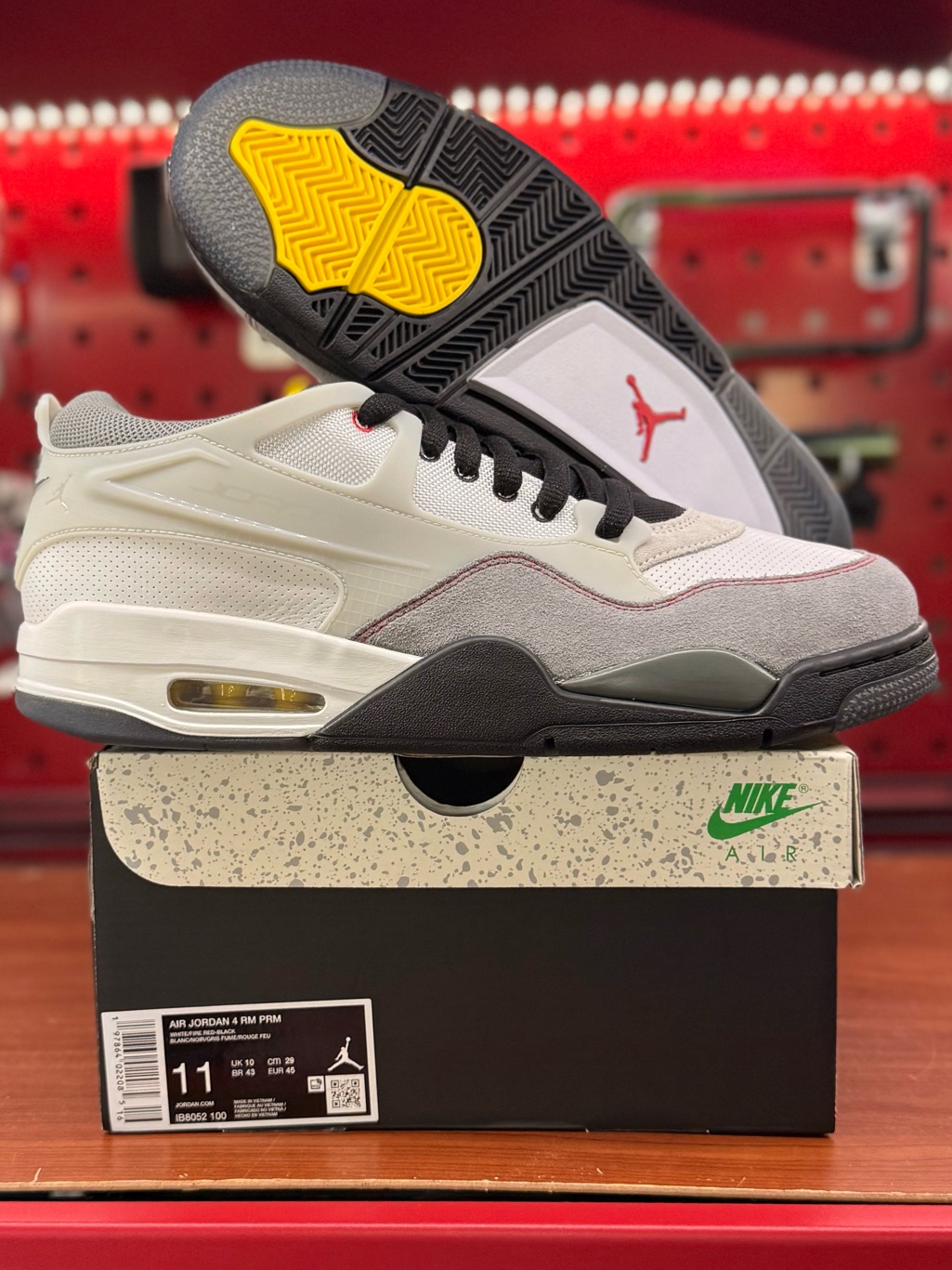 Jordan 4 Rm Prm Smoke Grey